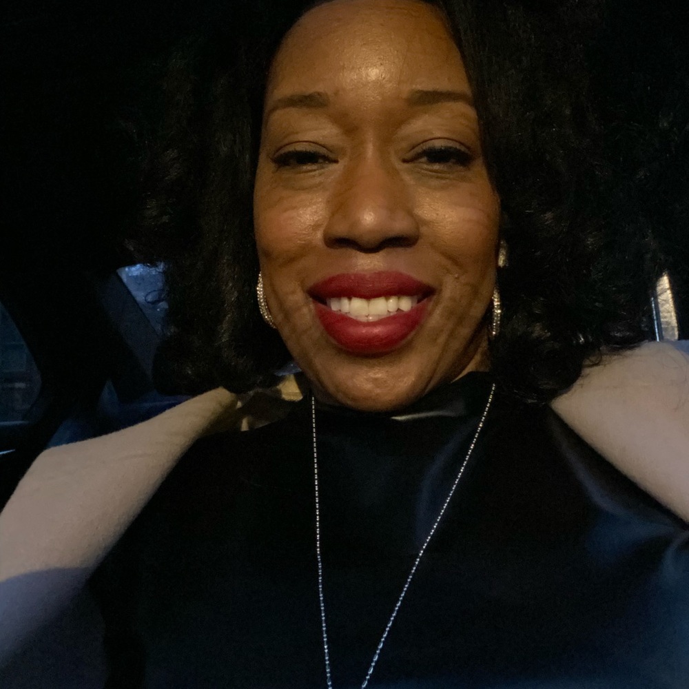 Meet your Posher, Deana